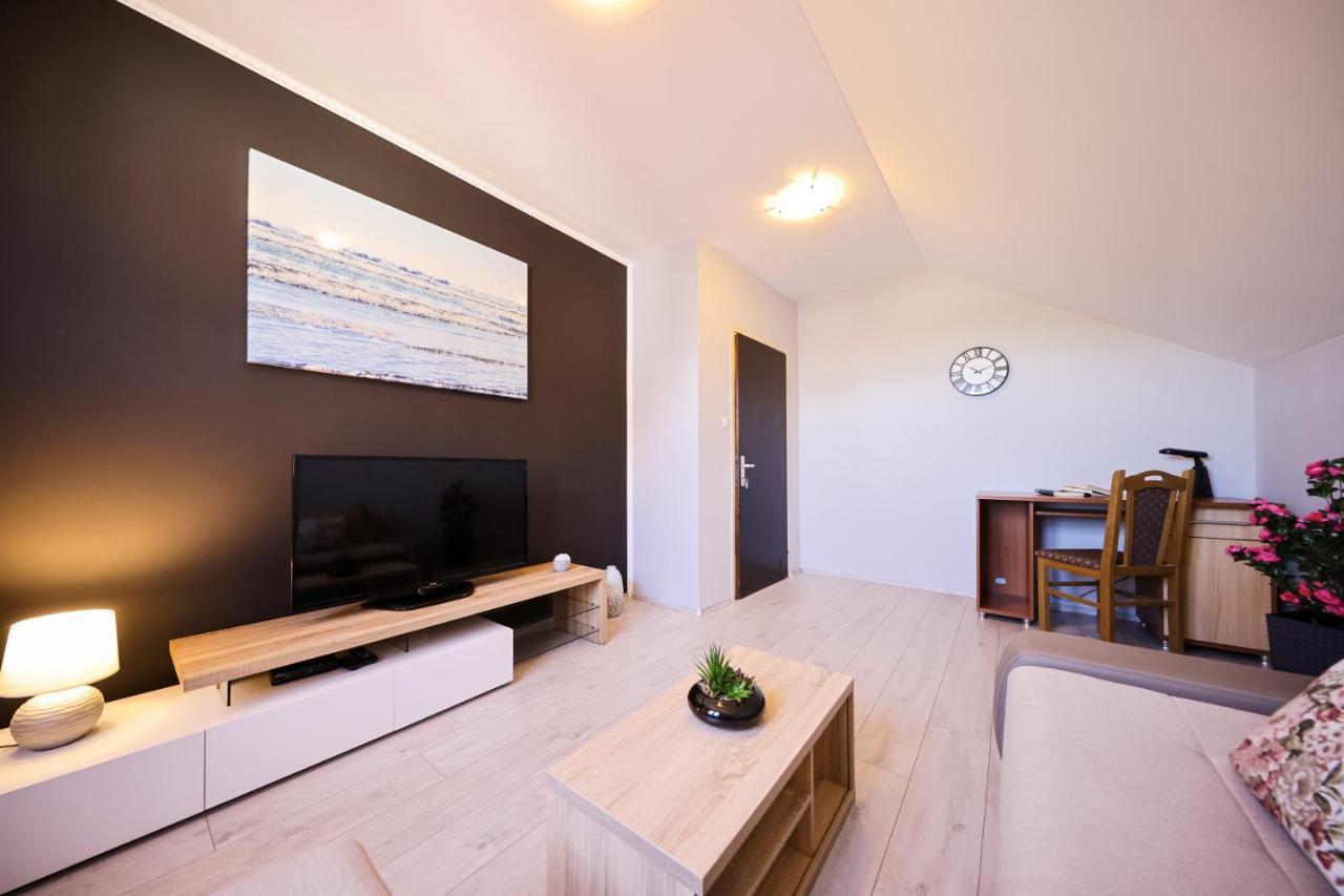 Apartment Ruza Sukošan Eksteriør bilde