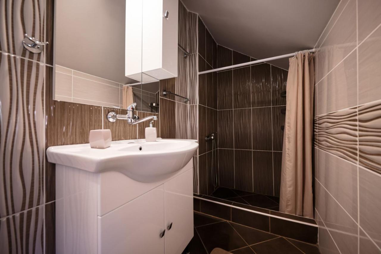 Apartment Ruza Sukošan Eksteriør bilde